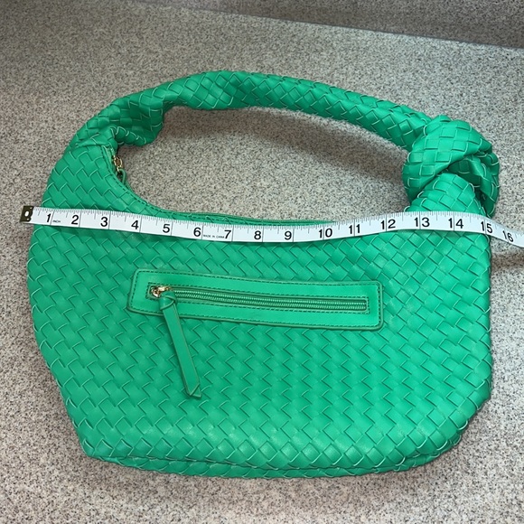 ⚡️SONDRA ROBERTS SQUARED springtime Jade Green woven weave Knot bag purse EUC - Picture 13 of 16